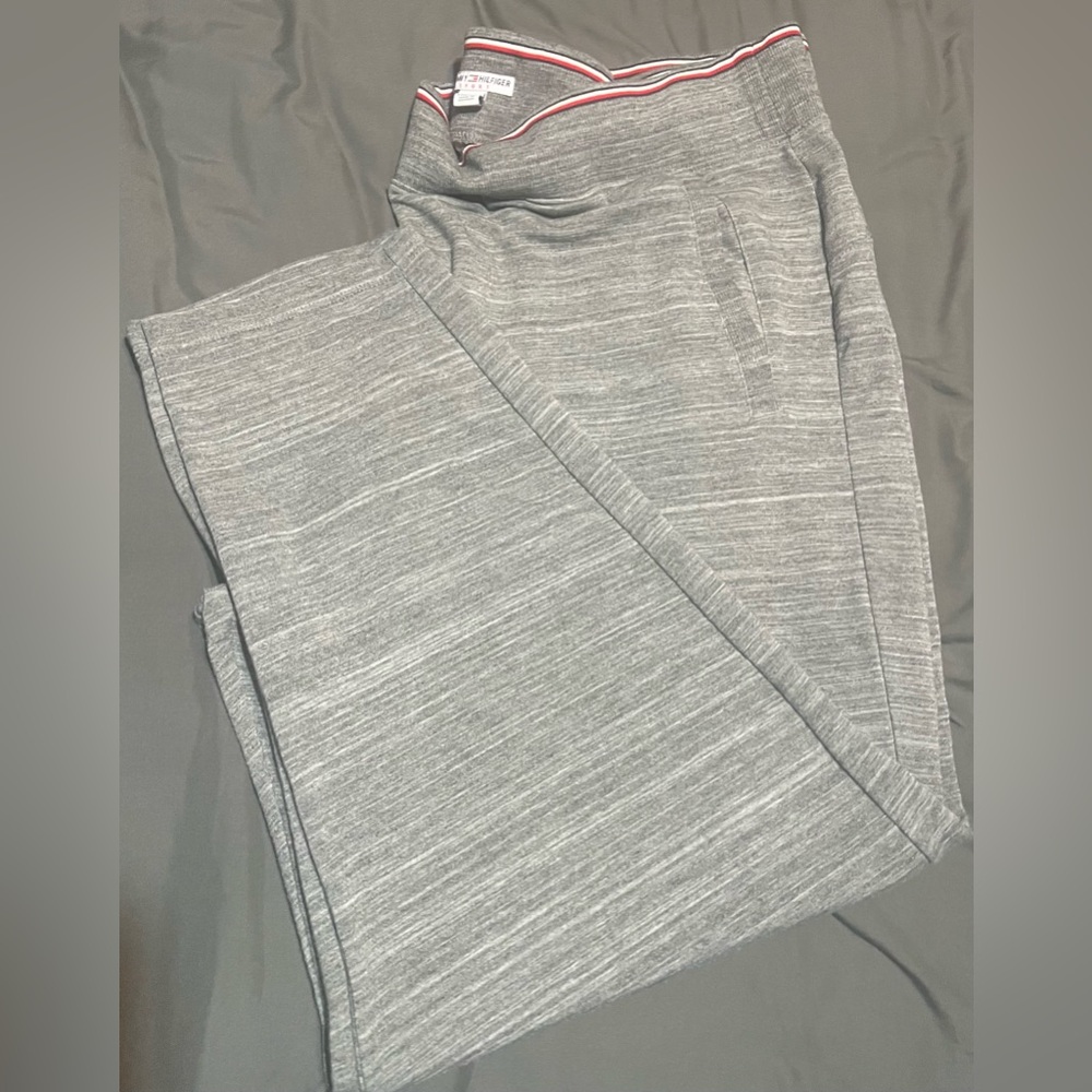 Tommy Hilfiger pants 2xl